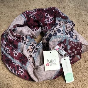 NWT Lulla Infinity Scarf